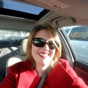 Meet your Posher, Sierra